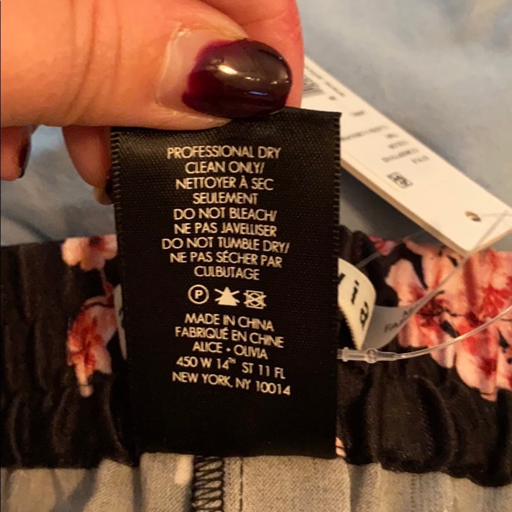 Alice + Olivia Elba Ankle Pant sz 4 - Picture 9 of 10